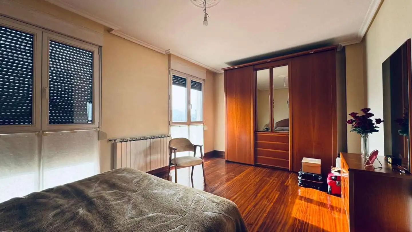 Habitación de Casa adosada en venta en Andoain con Calefacción, Jardín privado y Terraza
