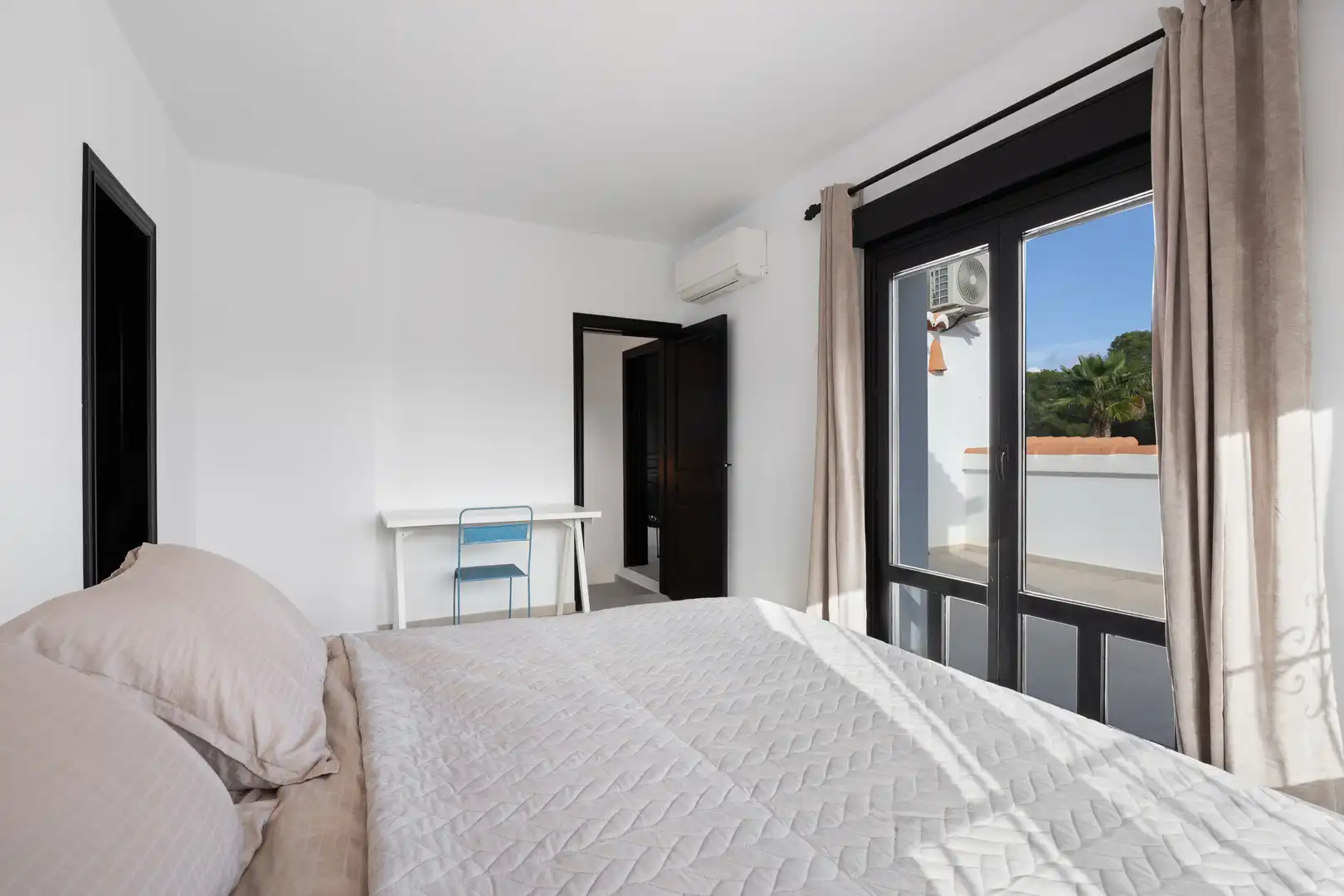 Dormitori de Casa o xalet en venda en Moraira amb Alarma