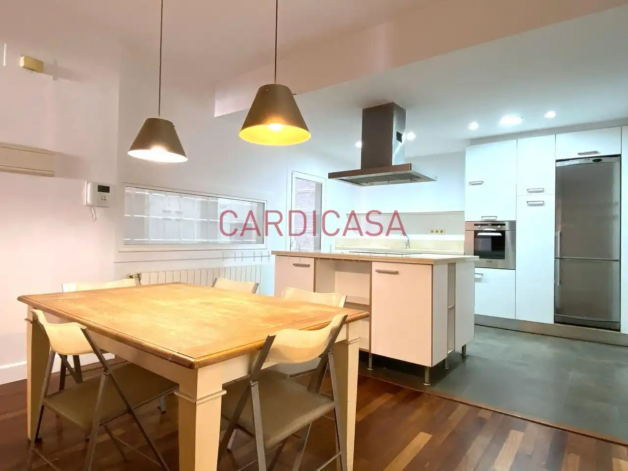 Cocina de Piso de alquiler en Vigo  con Calefacción, Parquet y Balcón