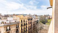 Vista exterior de Àtic en venda en  Barcelona Capital amb Aire condicionat, Calefacció i Terrassa