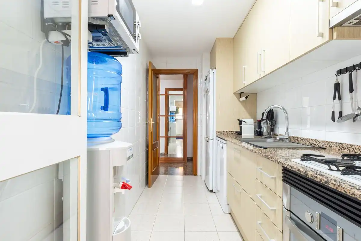 Cuina de Pis en venda en Valencia amb Aire condicionat, Calefacció i Terrassa