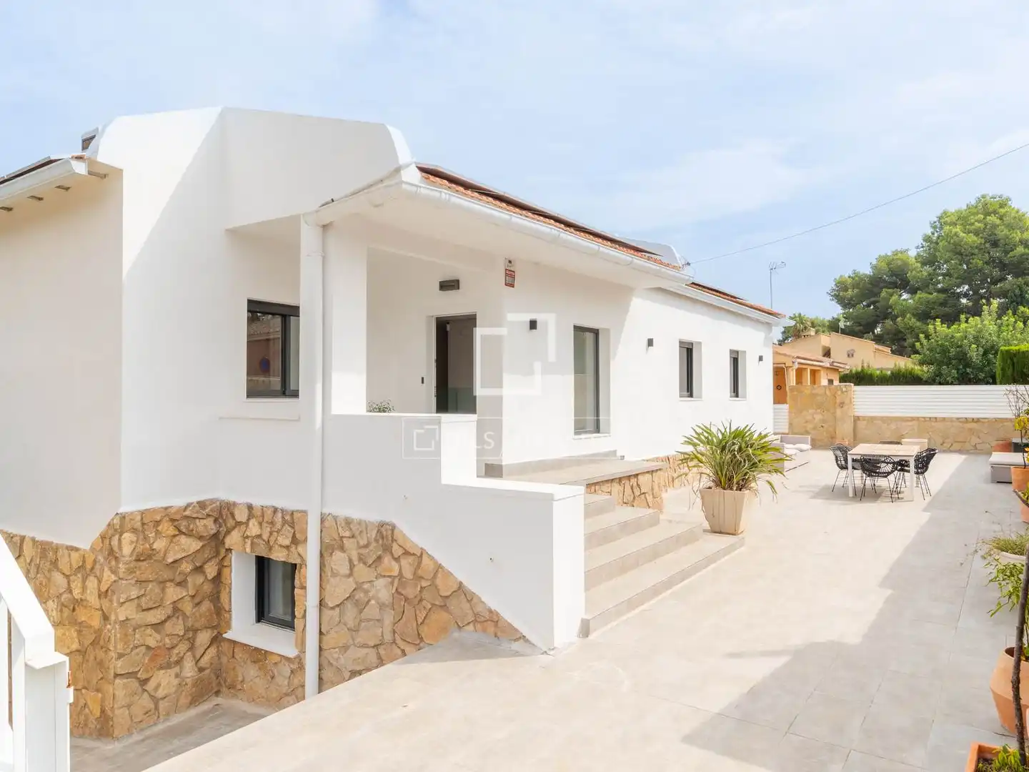 Vista exterior de Casa o chalet en venta en L'Eliana con Aire acondicionado, Calefacción y Jardín privado