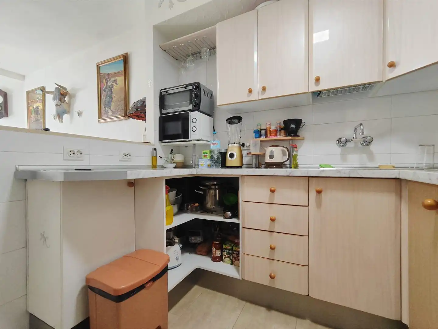 Küche von Wohnung zum Verkauf in Torremolinos mit Klimaanlage, Privatgarten und Terrasse