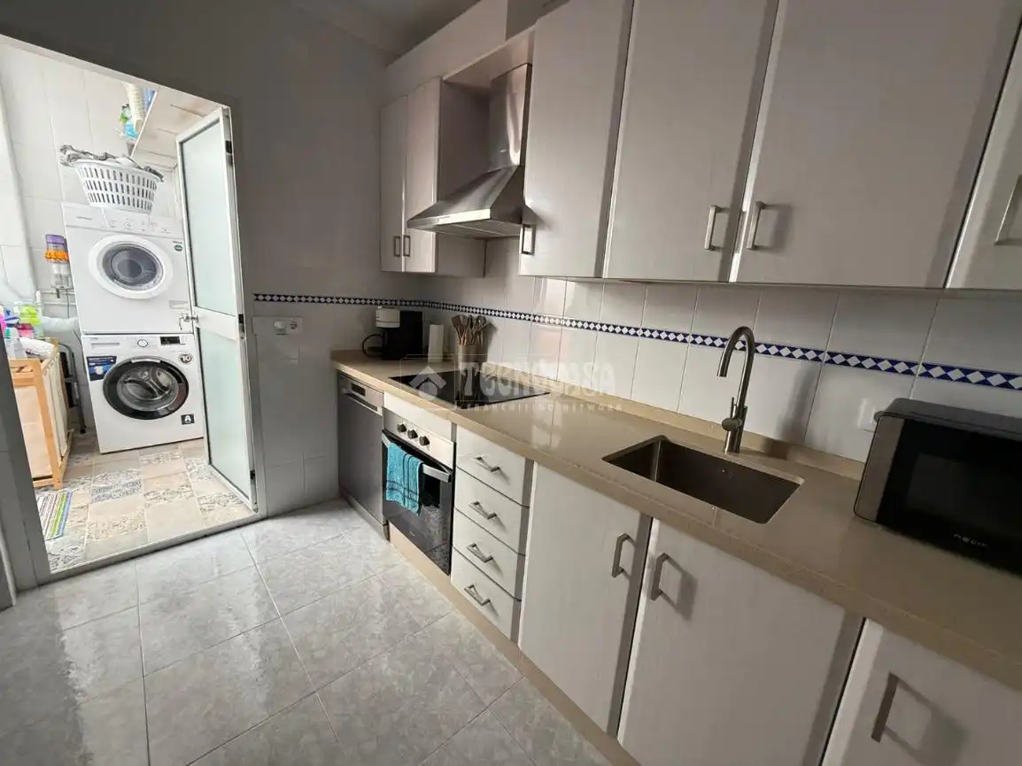 Küche von Wohnung zum Verkauf in Alcolea del Río mit Klimaanlage