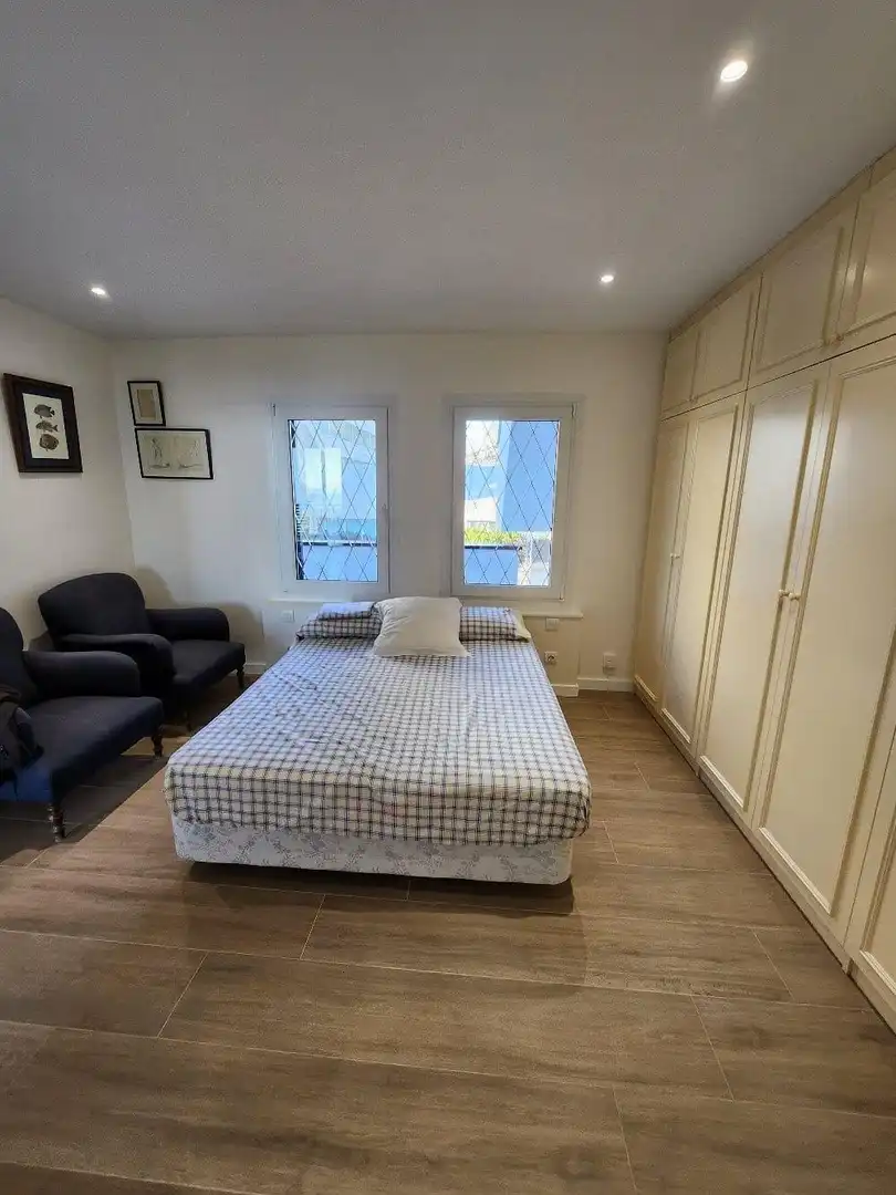 Schlafzimmer von Wohnung zur Miete in Sitges mit Klimaanlage, Privatgarten und Terrasse