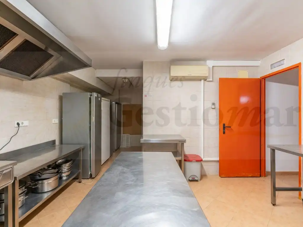 Kitchen of Commercial properties for sale in Cambrils