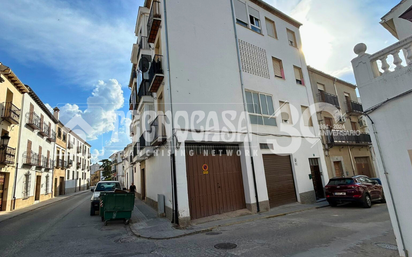 Vista exterior de Pis en venda en Baeza