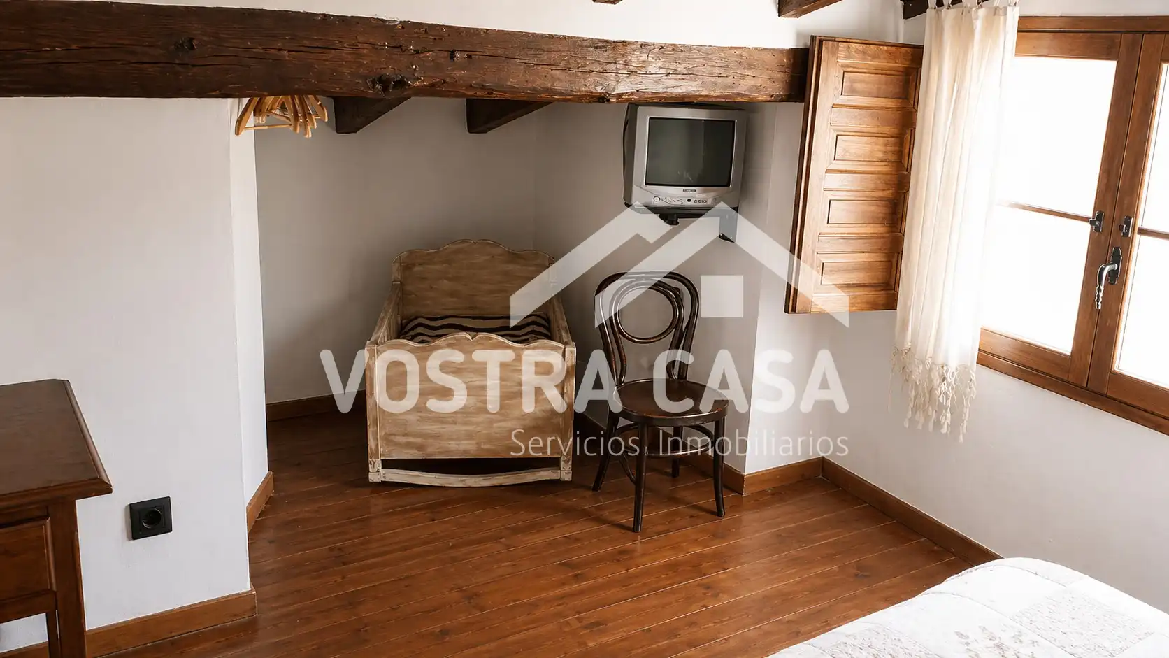 Living room of Detached homes for sale in Requena  with Air Conditioner and Heating
