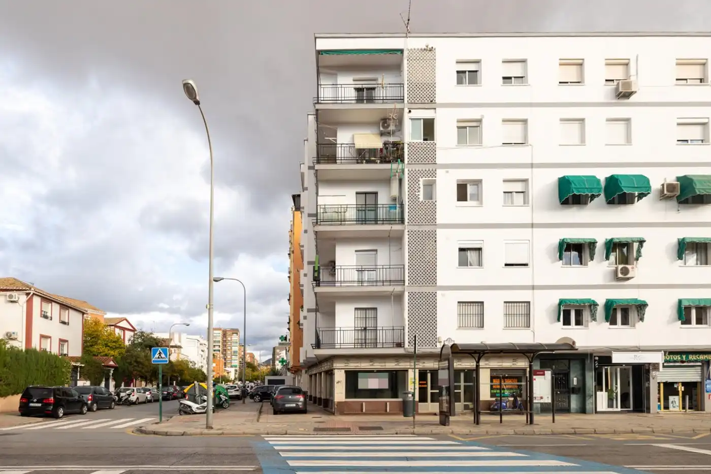 Local comercial en venda a Avenida DE DILAR, imagen 13
