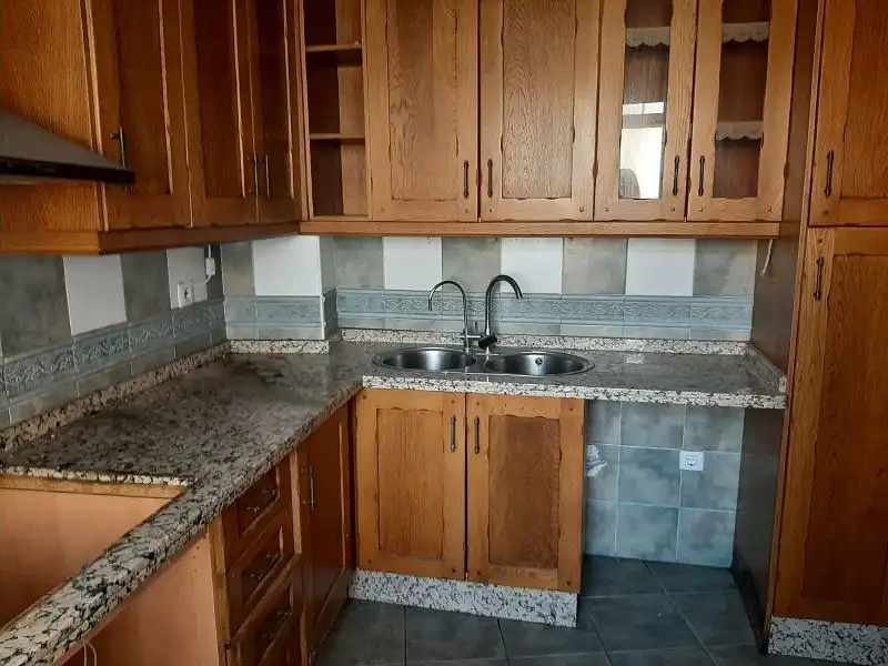 Küche von Wohnung zum Verkauf in La Zubia mit Terrasse und Alarm
