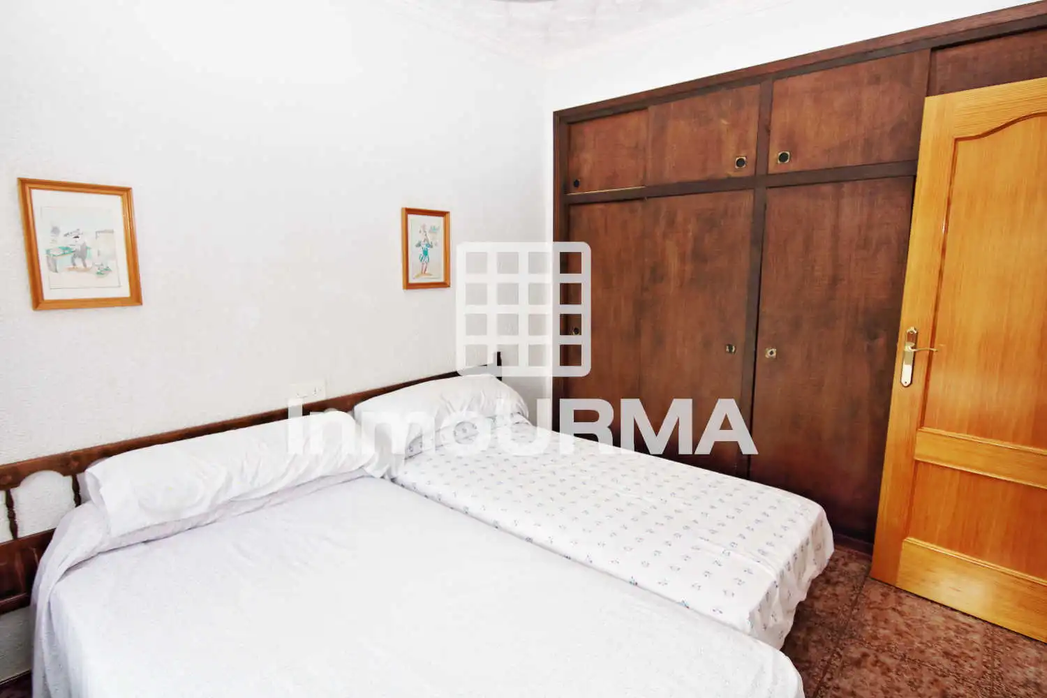 Habitación de Casa o chalet en venta en Elda con Aire acondicionado, Calefacción y Jardín privado