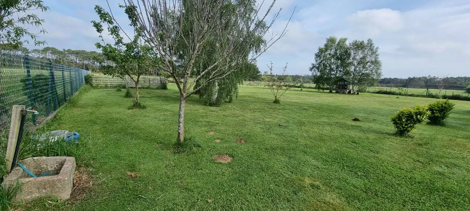 Residencial en venda a N/A, Castropol