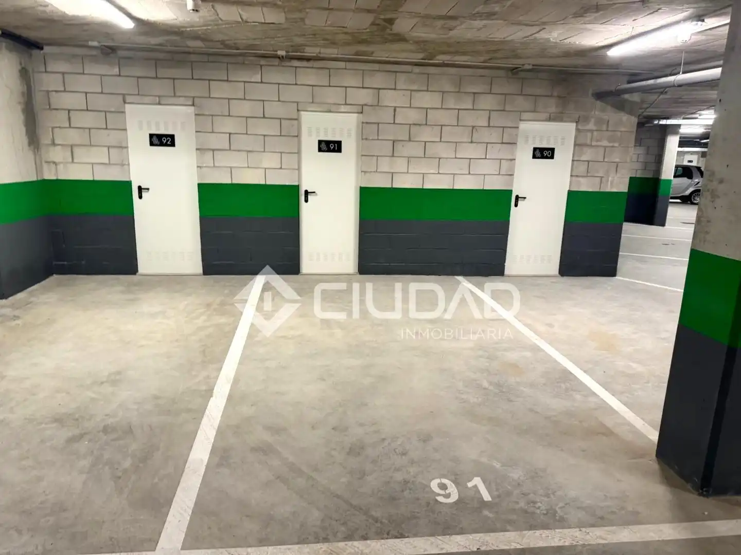 Parking de Piso en venta en Sanlúcar de Barrameda con Jardín privado, Terraza y Trastero