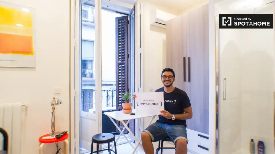 Habitació a Universidad - Malasaña