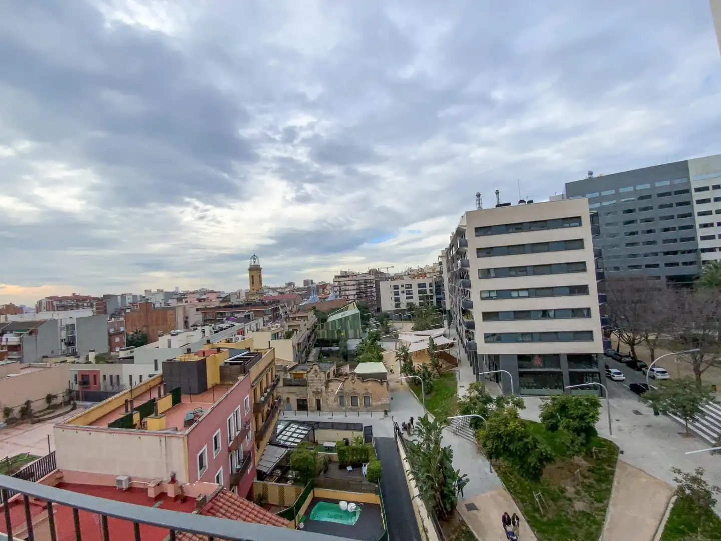 Vista exterior de Piso de alquiler en Barcelona con Aire acondicionado, Parquet y Balcón