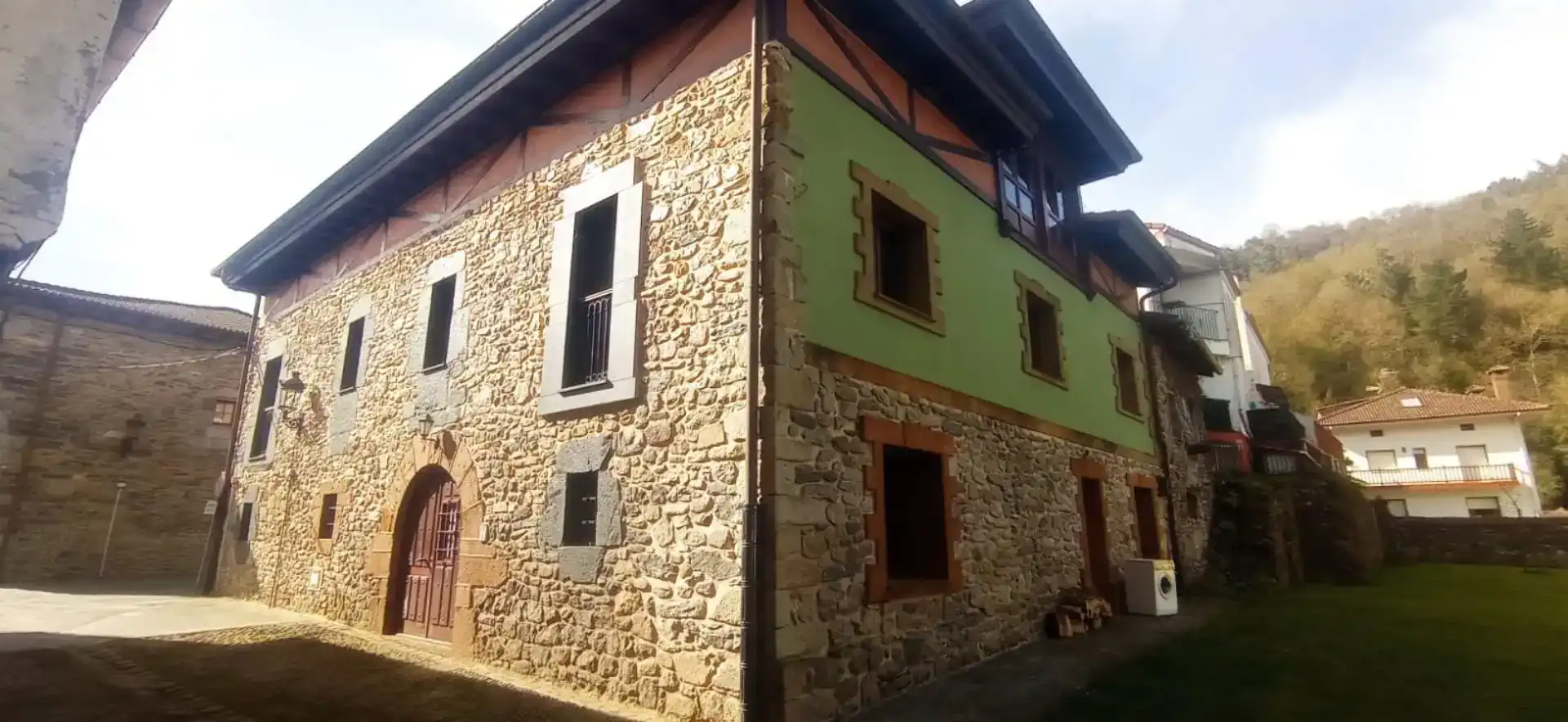 Vista exterior de Piso en venta en Lanestosa con Trastero y Balcón