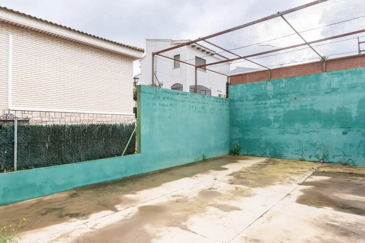 Jardí de Casa o xalet en venda en Torrent amb Aire condicionat, Calefacció i Jardí privat
