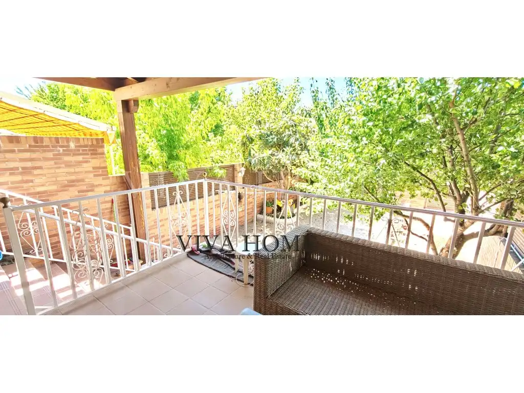 Terrace of Houses for sale in Parla