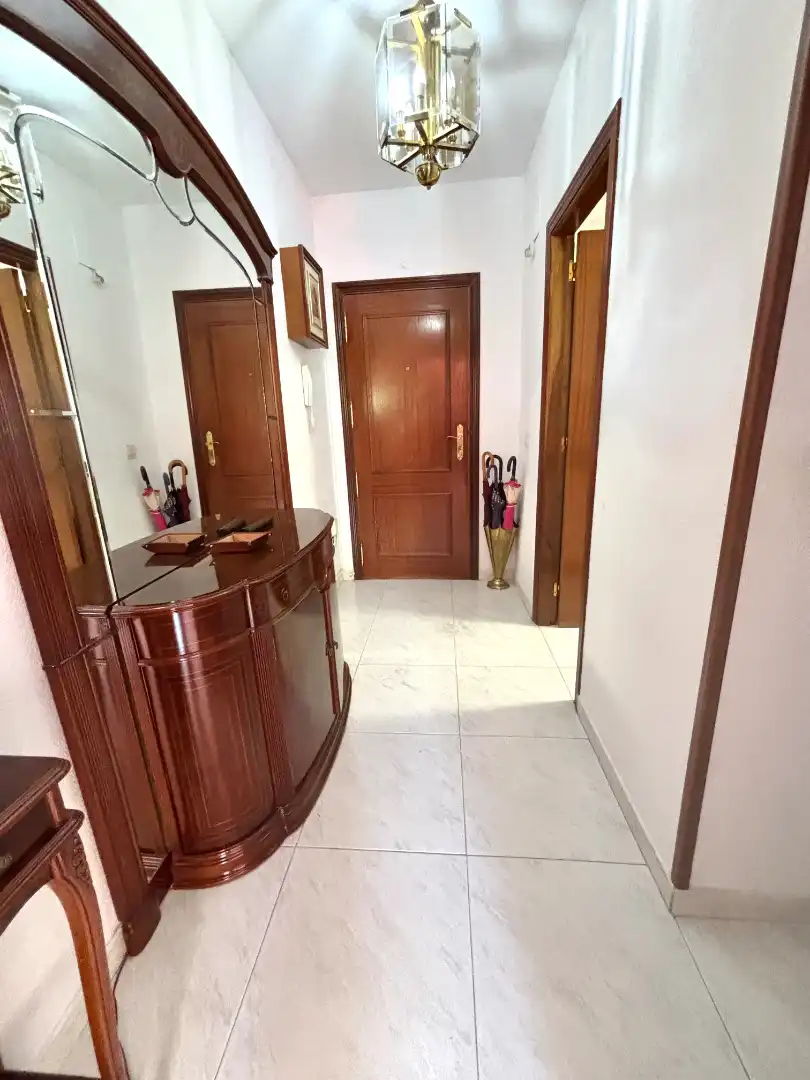 Wohnung zur Miete in Calle Obispo Varela, 2, Miralvalle - Av. Virgen del Puerto - La Data
