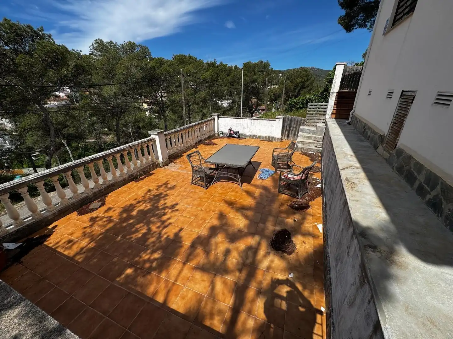 Casa amb jardí en venda a Calle GAUDI