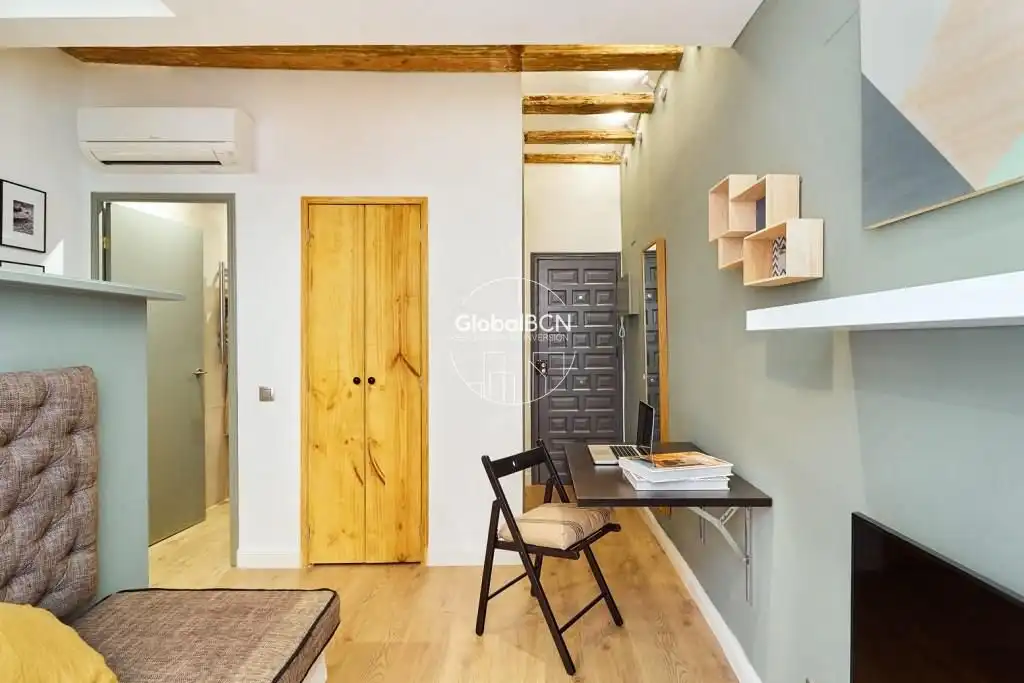 Edificio en venta en De L'Espaseria, Sant Pere, Sta. Caterina i la Ribera