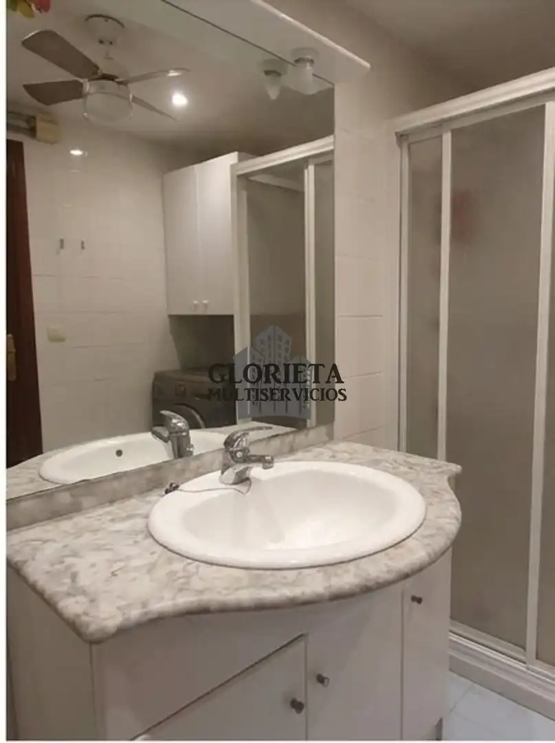 Bathroom of Flat for sale in Nigrán  with Heating, Terrace and Storage room