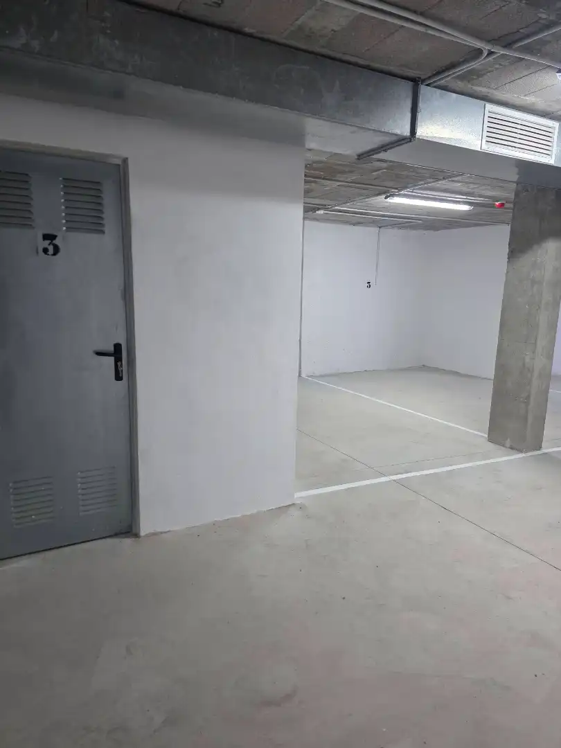 Garage zum Verkauf in Manacor mit Alarm