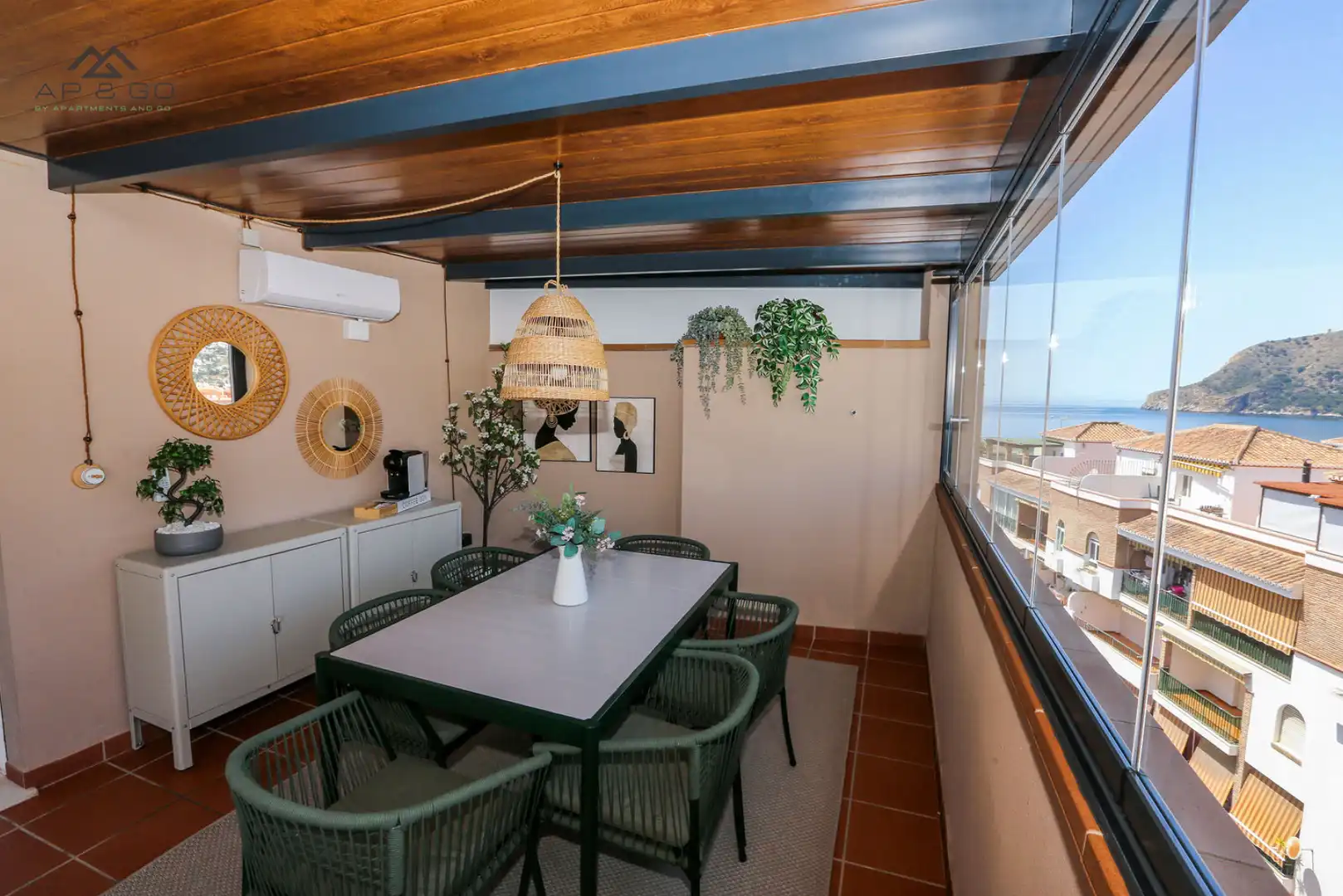 Terrassa de Dúplex de lloguer en Almuñécar amb Aire condicionat, Moblat i TV