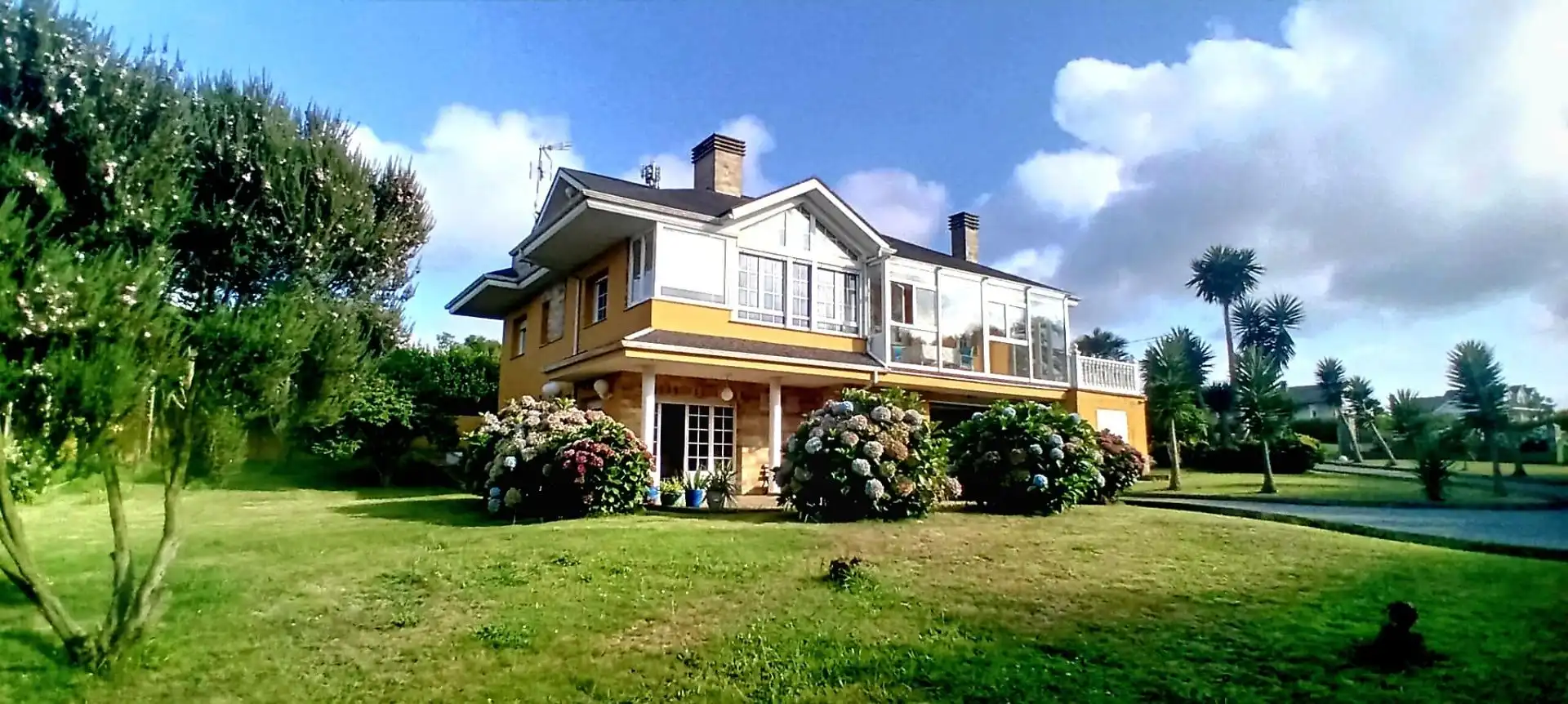 Jardín de Casa o chalet en venta en El Franco  con Calefacción, Jardín privado y Terraza