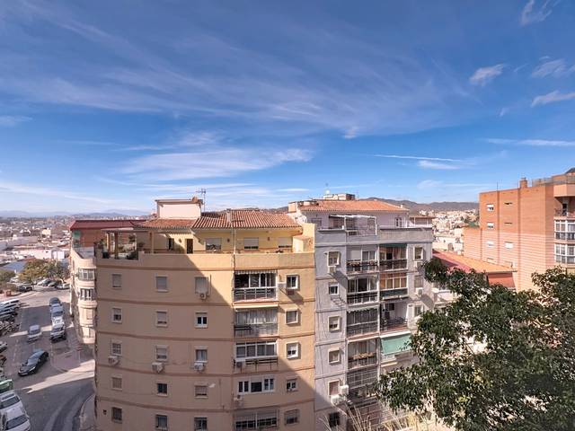 Piso en Venta en Calle Pinosol en Gibralfaro