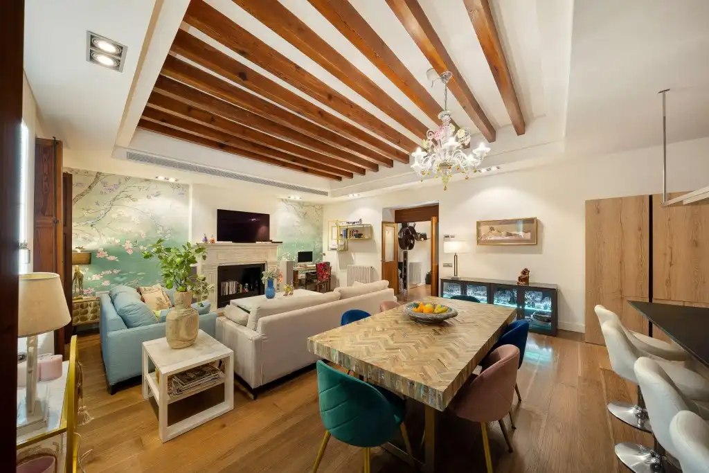 Sala d'estar de Dúplex en venda en  Palma de Mallorca amb Aire condicionat, Calefacció i Parquet