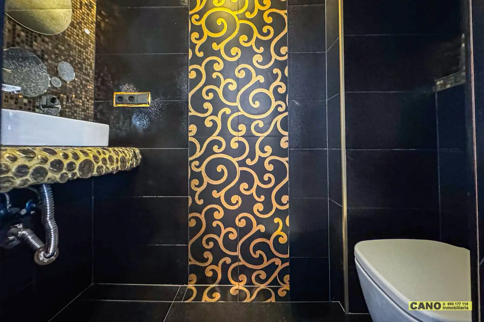 Bathroom of Houses for sale in Níjar  with Air Conditioner, Heating and Terrace