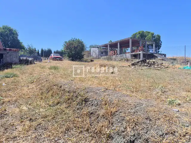 Casa o xalet en venda en Yeles amb Jardí privat