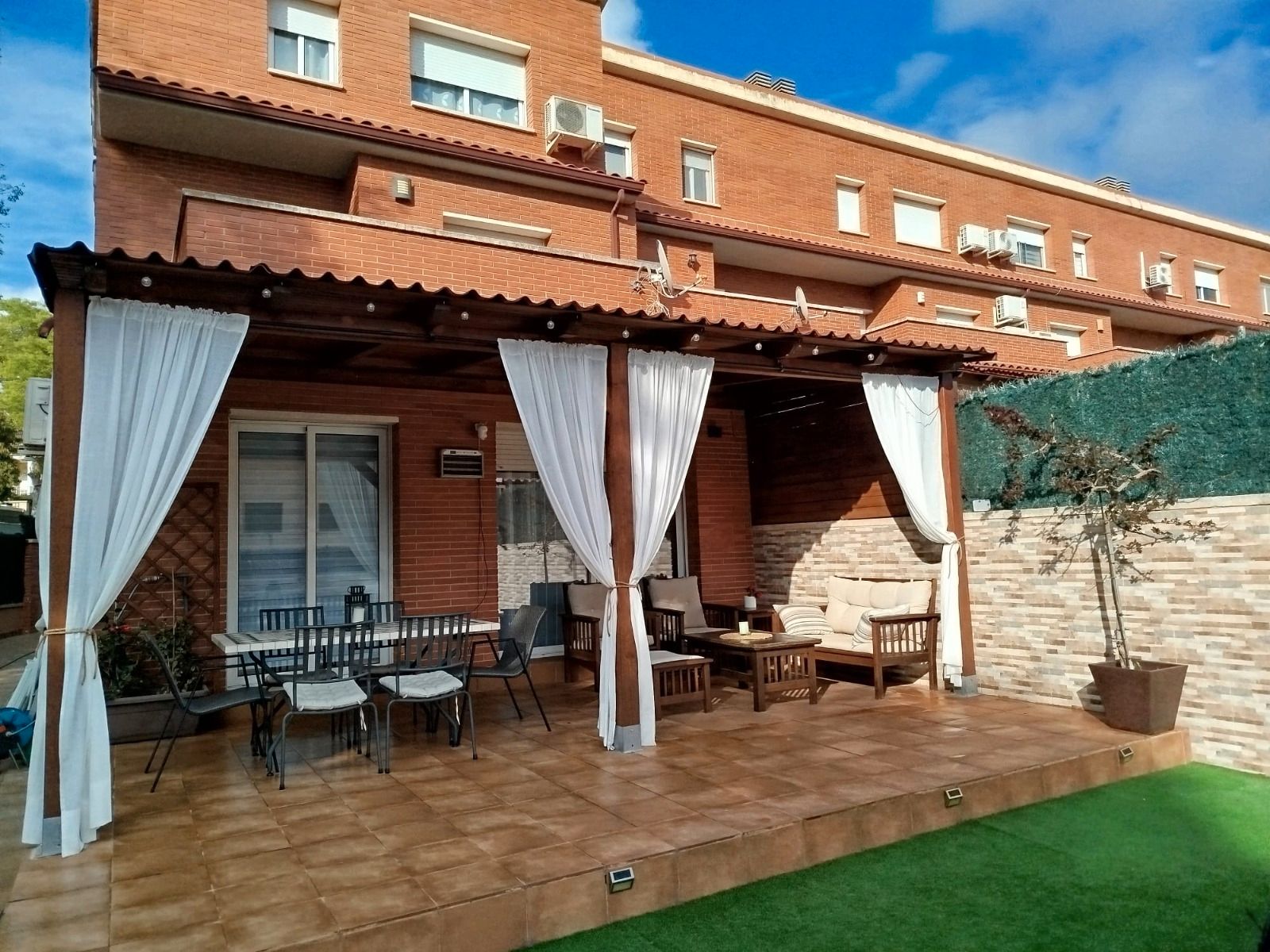 Terrace of Single-family semi-detached for sale in Banyeres del Penedès  with Air Conditioner, Heating and Private garden