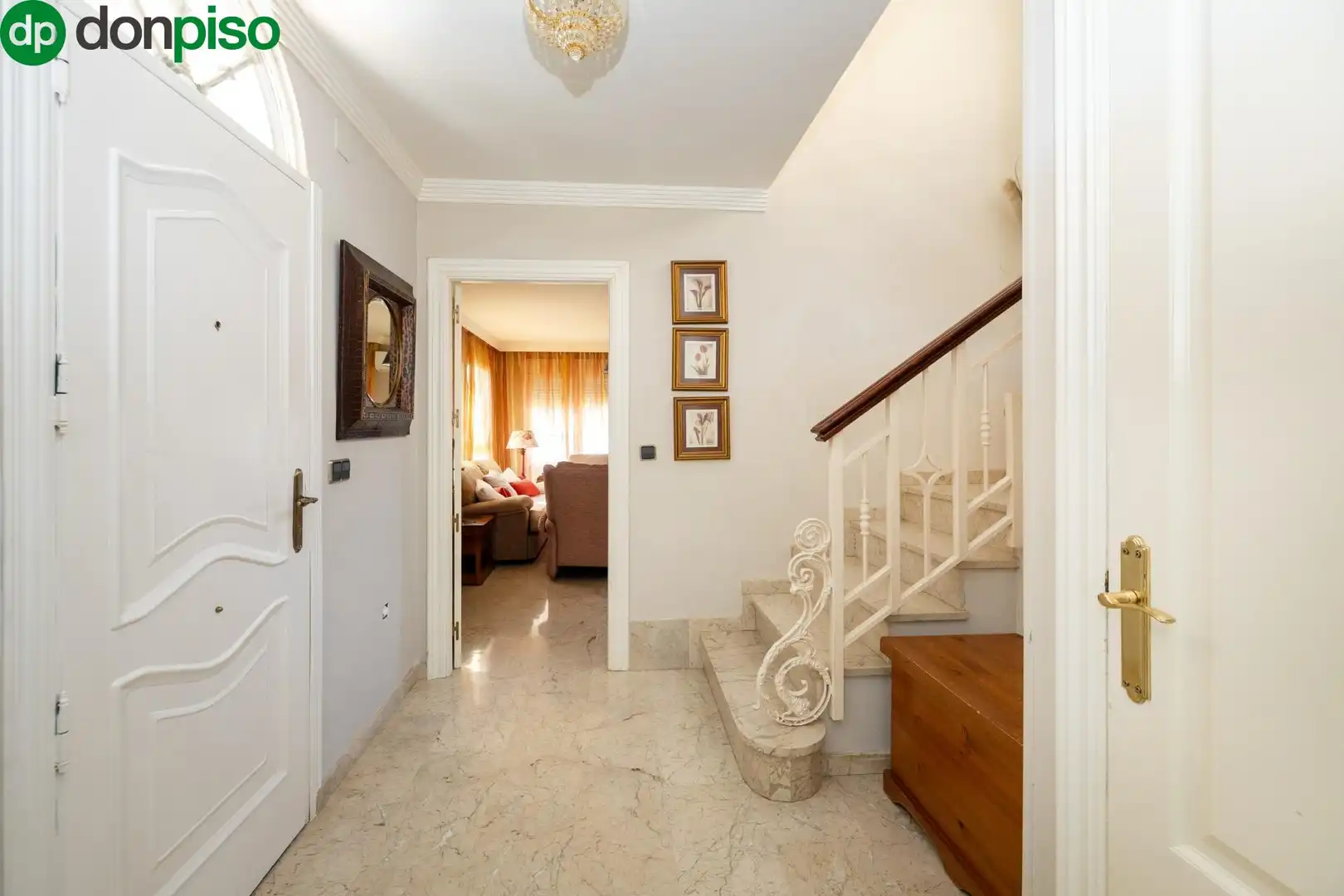Villa mit Terrasse zum Verkauf in Calle Infanta Elena, imagen 13