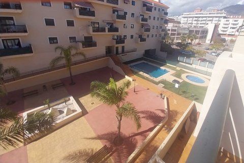 Exterior view of Attic for sale in Estepona  with Air Conditioner, Heating and Terrace
