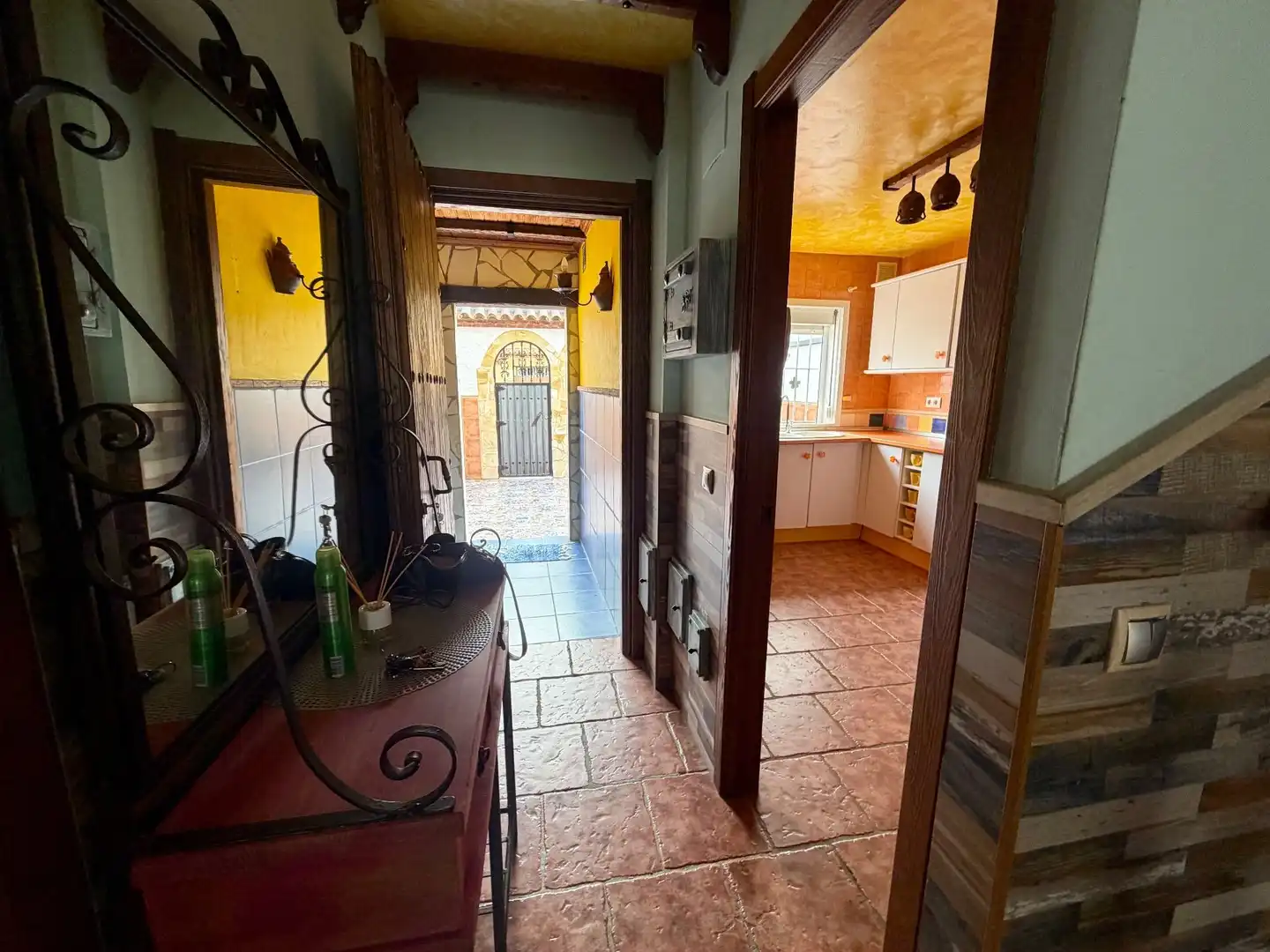 Cuina de Casa adosada en venda en Algeciras amb Aire condicionat i Traster