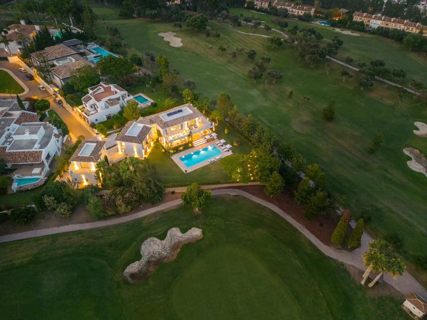 Villa mit Pool zum Verkauf in Nueva Andalucía, imagen 55