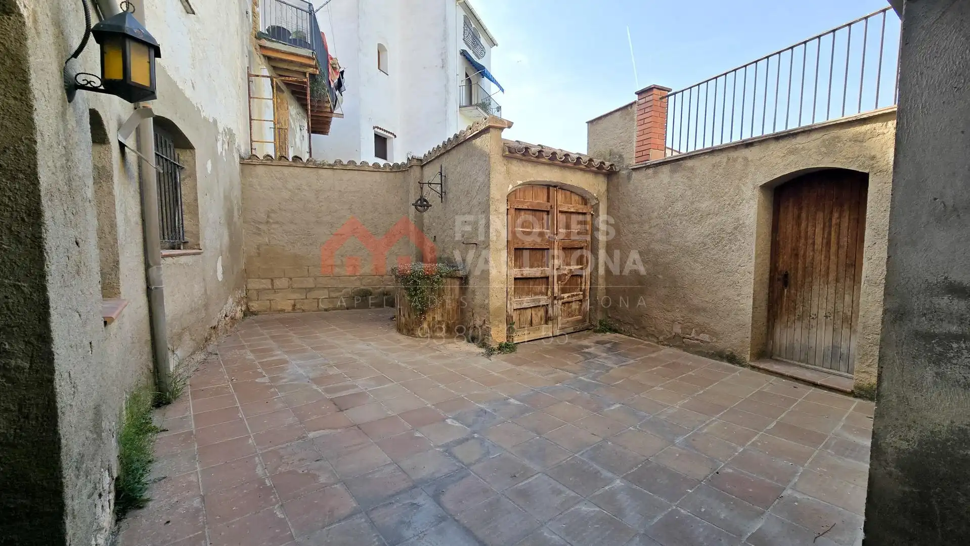 Vista exterior de Casa adosada en venta en La Torre de Claramunt