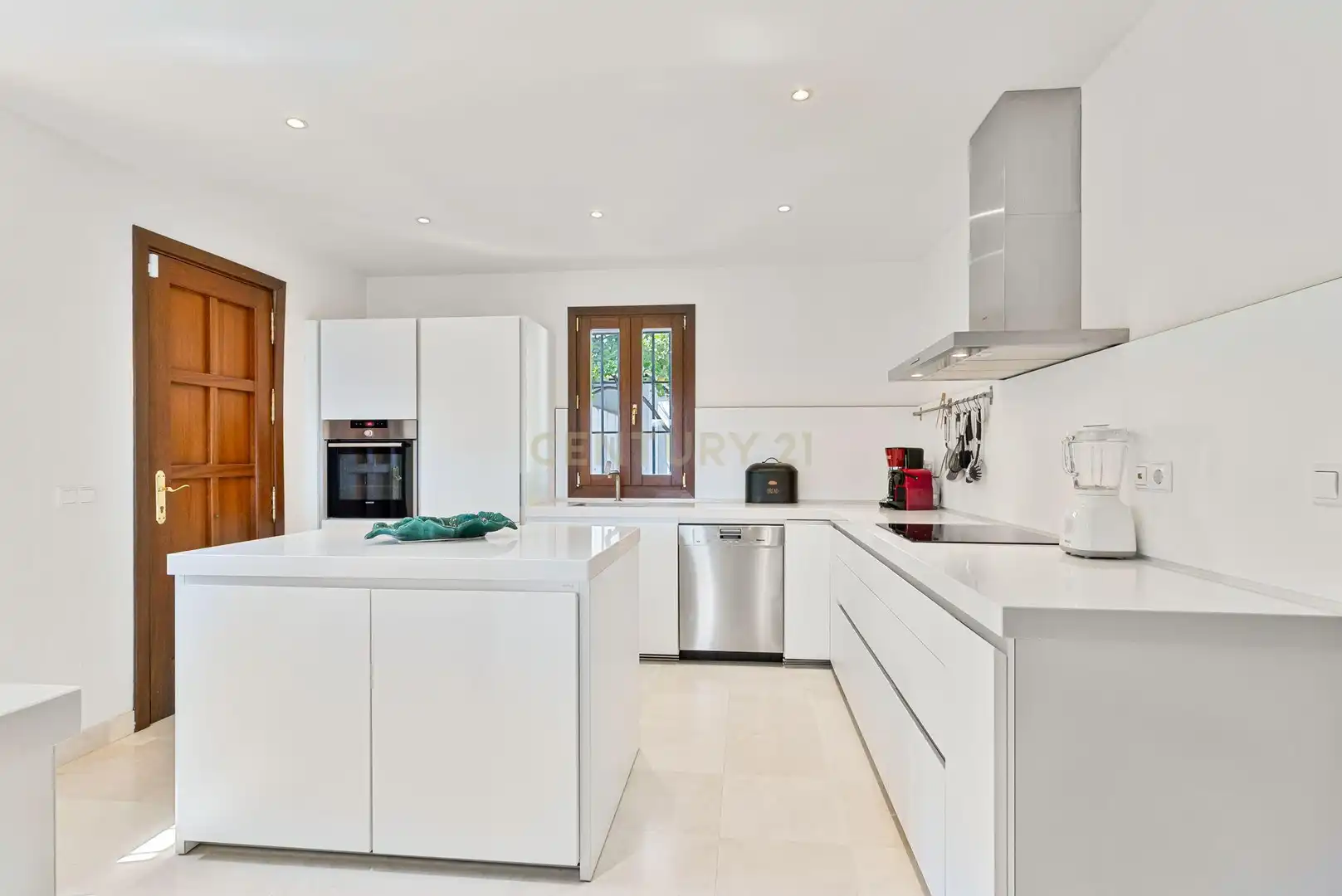 Cuina de Casa o xalet en venda en Mijas amb Aire condicionat, Jardí privat i Traster