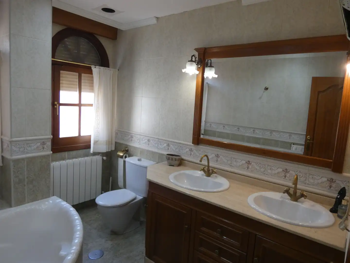 Casa o xalet en venda a Carril de las Eras, Pinos Puente