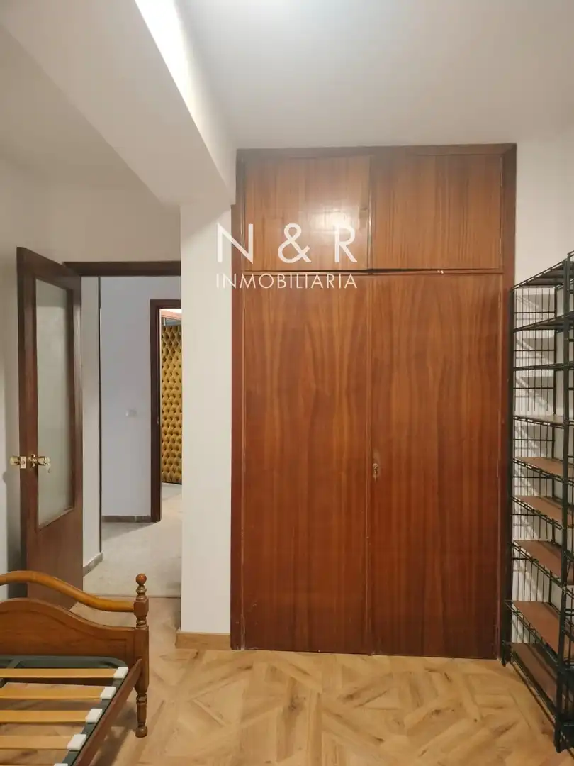 Exterior view of Flat for rent in Santiago de Compostela   with Heating and Furnished