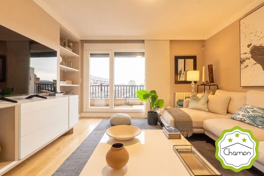 Sala de estar de Casa adosada en venta en Bilbao  con Calefacción, Jardín privado y Terraza