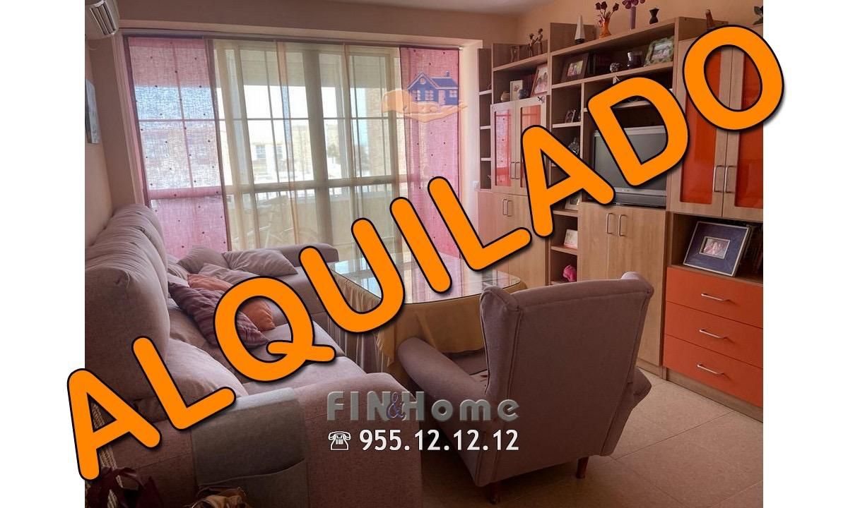 Living room of Flat to rent in  Sevilla Capital  with Air Conditioner, Heating and Terrace