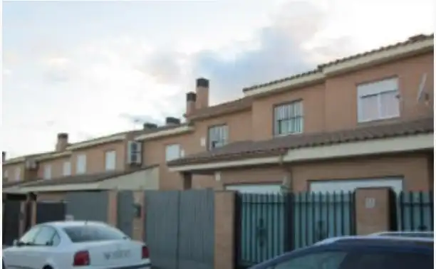 Adossat en venda a Barcience