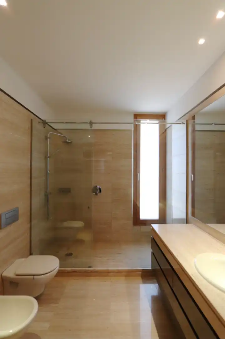 Bathroom of Houses for rent in Pozuelo de Alarcón  with Air Conditioner, Heating and Private garden