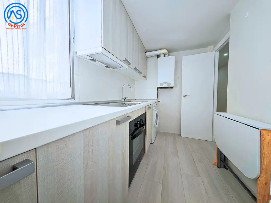 Flat for rent in Calle de Miraflores, 12, La Granja