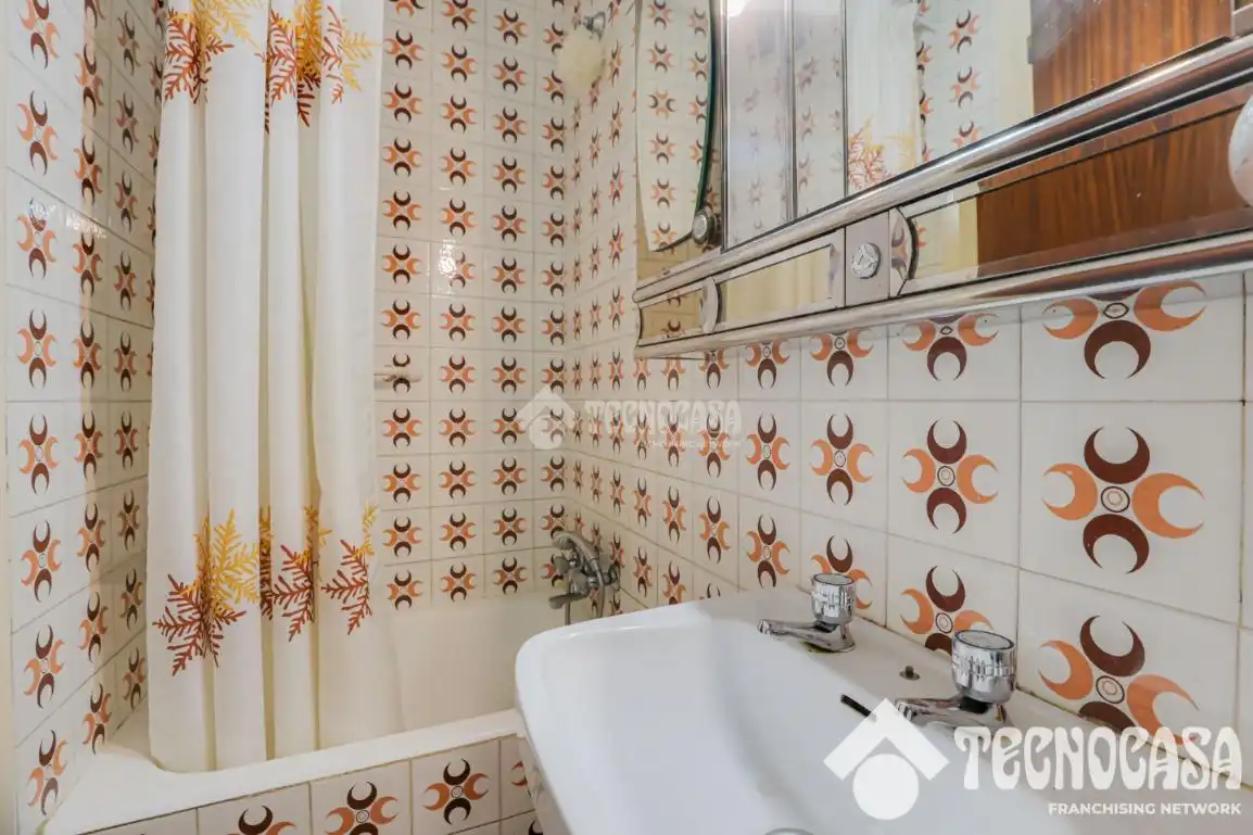 Piso en venta en Carrer del Consell de Cent, Hostafrancs
