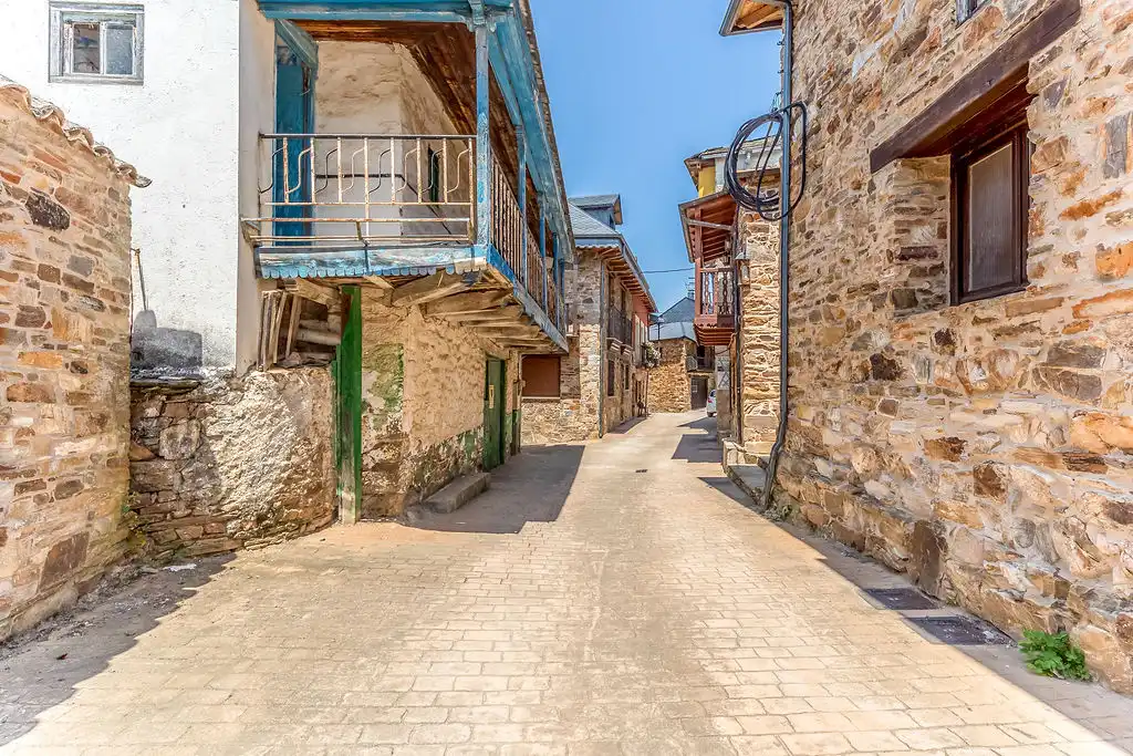 Exterior view of Houses for sale in Molinaseca