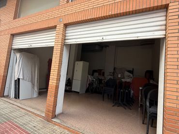 Gewerbefläche zum Verkauf in El Mercado - Plaza de Toros